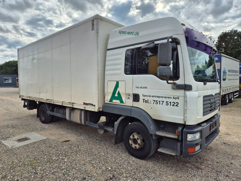 MAN TGL 10 / 12.180 4x2 with lift /ramp - Autocarro furgonato: foto 5 MAN TGL 10 / 12.180 4x2 with lift /ramp - Autocarro furgonato: foto 5
