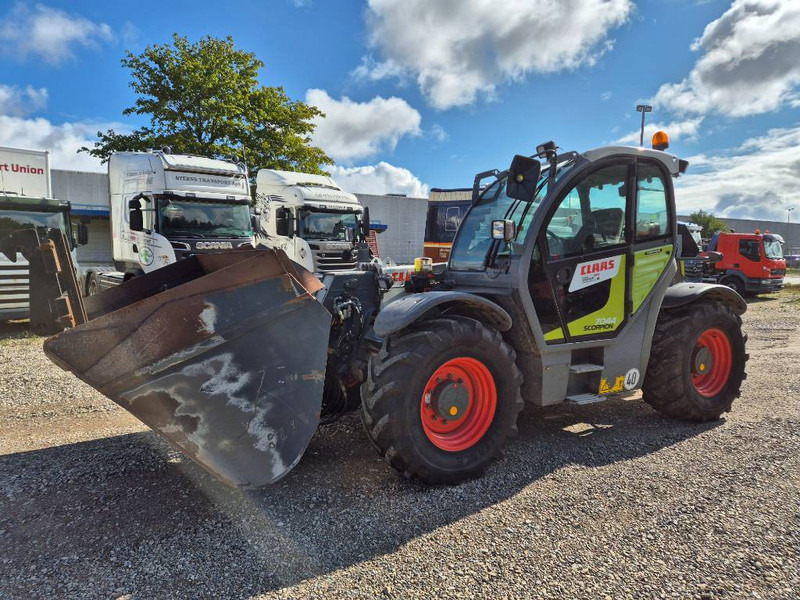 Claas Scorpion 7044 - Macchina agricola: foto 1 Claas Scorpion 7044 - Macchina agricola: foto 1