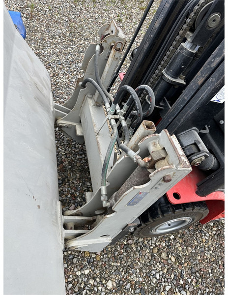 NP A18 truck with shovel and forks - Carrello elevatore elettrico: foto 5 NP A18 truck with shovel and forks - Carrello elevatore elettrico: foto 5