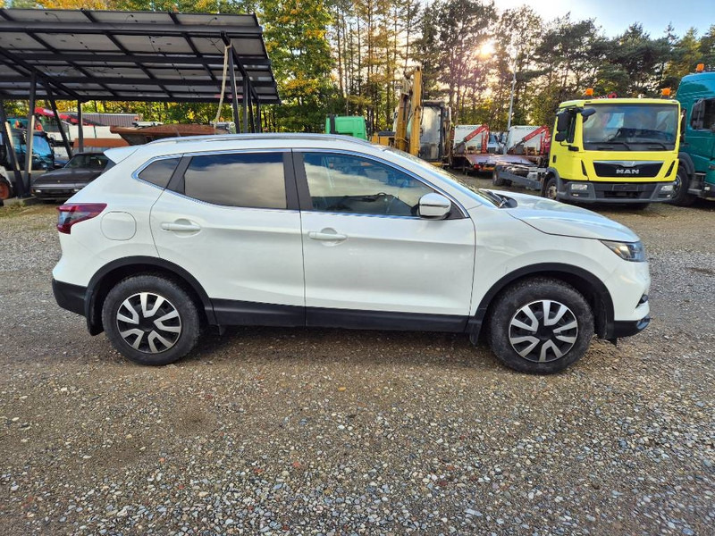 Nissan QASHQAI 1,5 dCi 115 Tekna DCT Van 5d - Furgone box: foto 5 Nissan QASHQAI 1,5 dCi 115 Tekna DCT Van 5d - Furgone box: foto 5