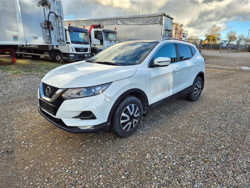 Nissan QASHQAI 1,5 dCi 115 Tekna DCT Van 5d - Furgone box: foto 1 Nissan QASHQAI 1,5 dCi 115 Tekna DCT Van 5d - Furgone box: foto 1