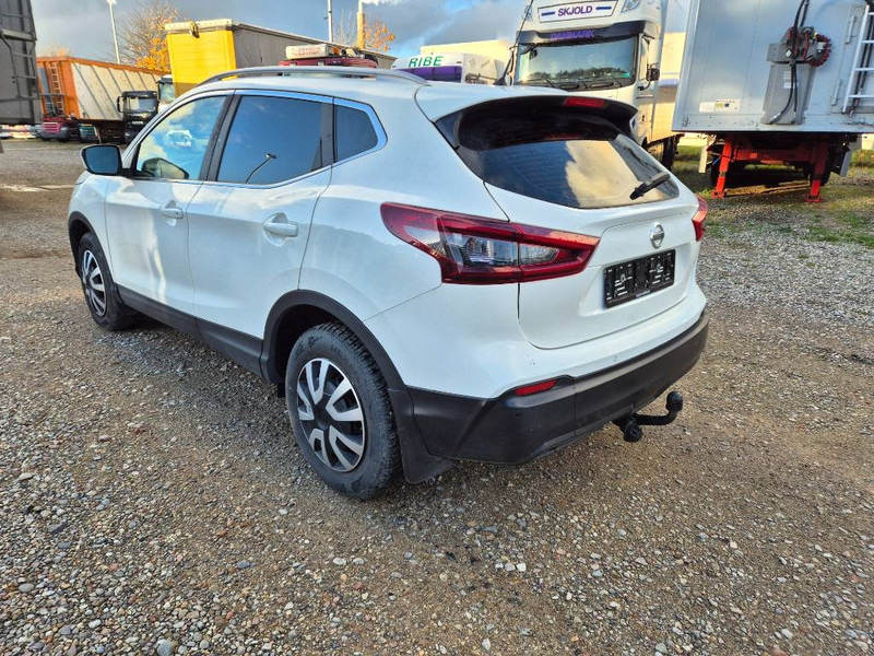 Nissan QASHQAI 1,5 dCi 115 Tekna DCT Van 5d - Furgone box: foto 3 Nissan QASHQAI 1,5 dCi 115 Tekna DCT Van 5d - Furgone box: foto 3