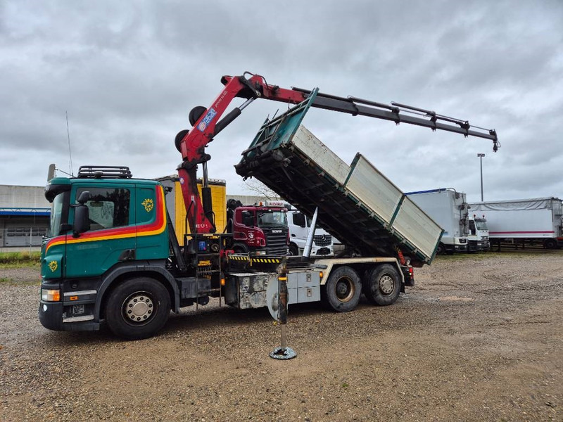 Scania P450 6x2/4 // HMF 2620 K5 // 3-way tip - Camion con gru: foto 2 Scania P450 6x2/4 // HMF 2620 K5 // 3-way tip - Camion con gru: foto 2