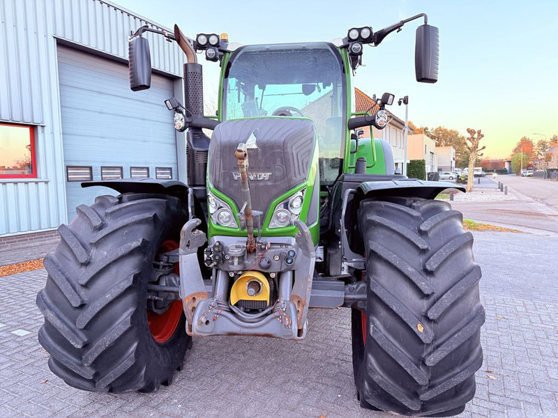 Trattore Fendt 724 S4 Profi Plus: foto 11 Trattore Fendt 724 S4 Profi Plus: foto 11