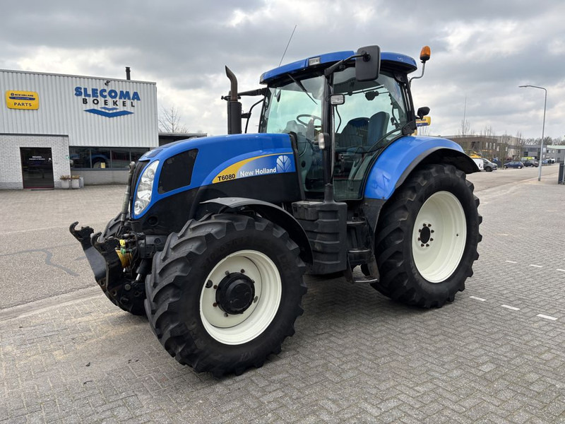 New Holland T6080 Power Command - Trattore: foto 1 New Holland T6080 Power Command - Trattore: foto 1