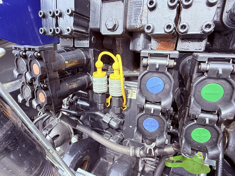 Trattore New Holland T7.270 AutoCommand Blue Power – Stage V: foto 10