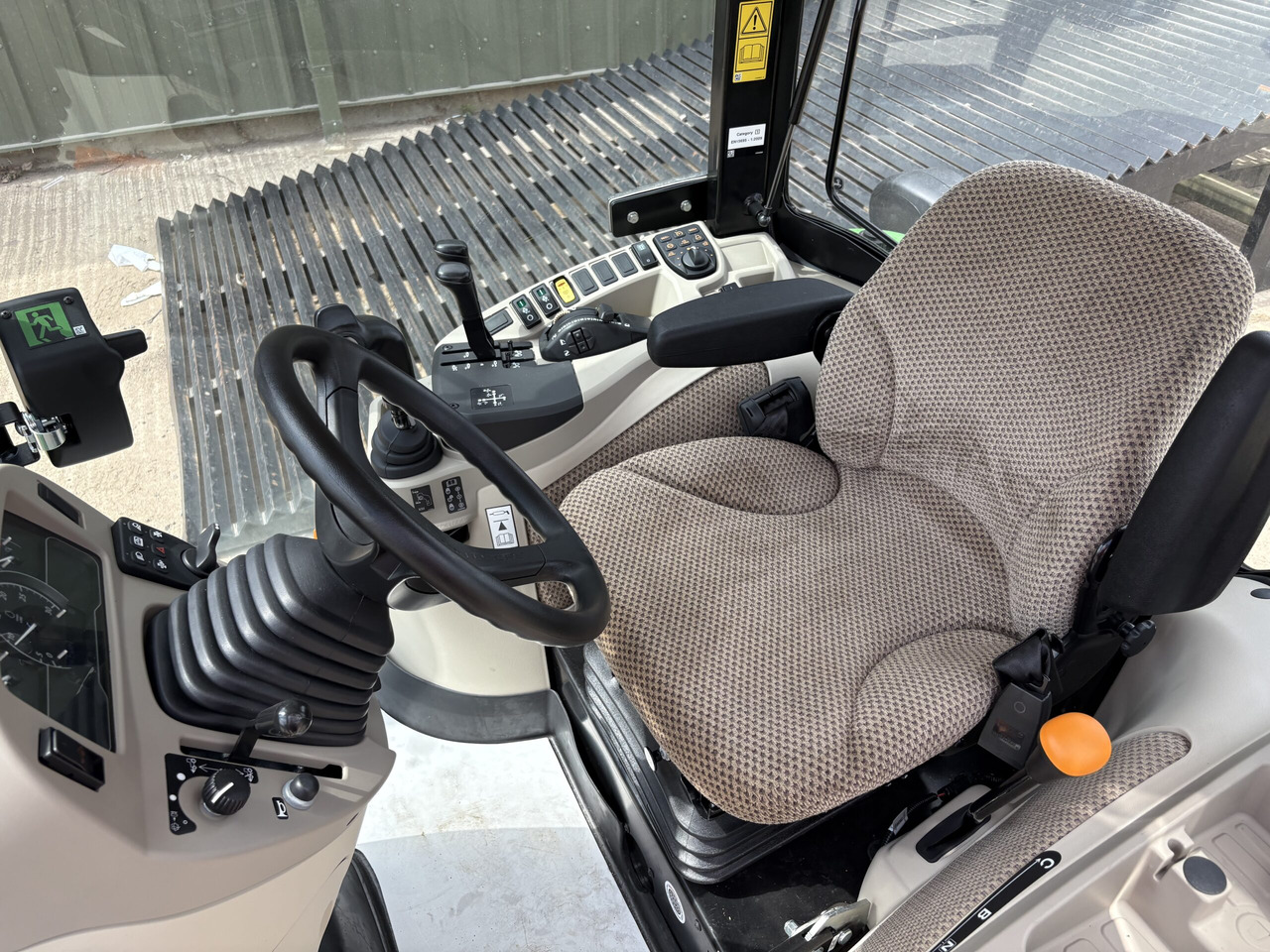 John Deere 4066R Compact Tractor - Trattore piccolo: foto 4 John Deere 4066R Compact Tractor - Trattore piccolo: foto 4