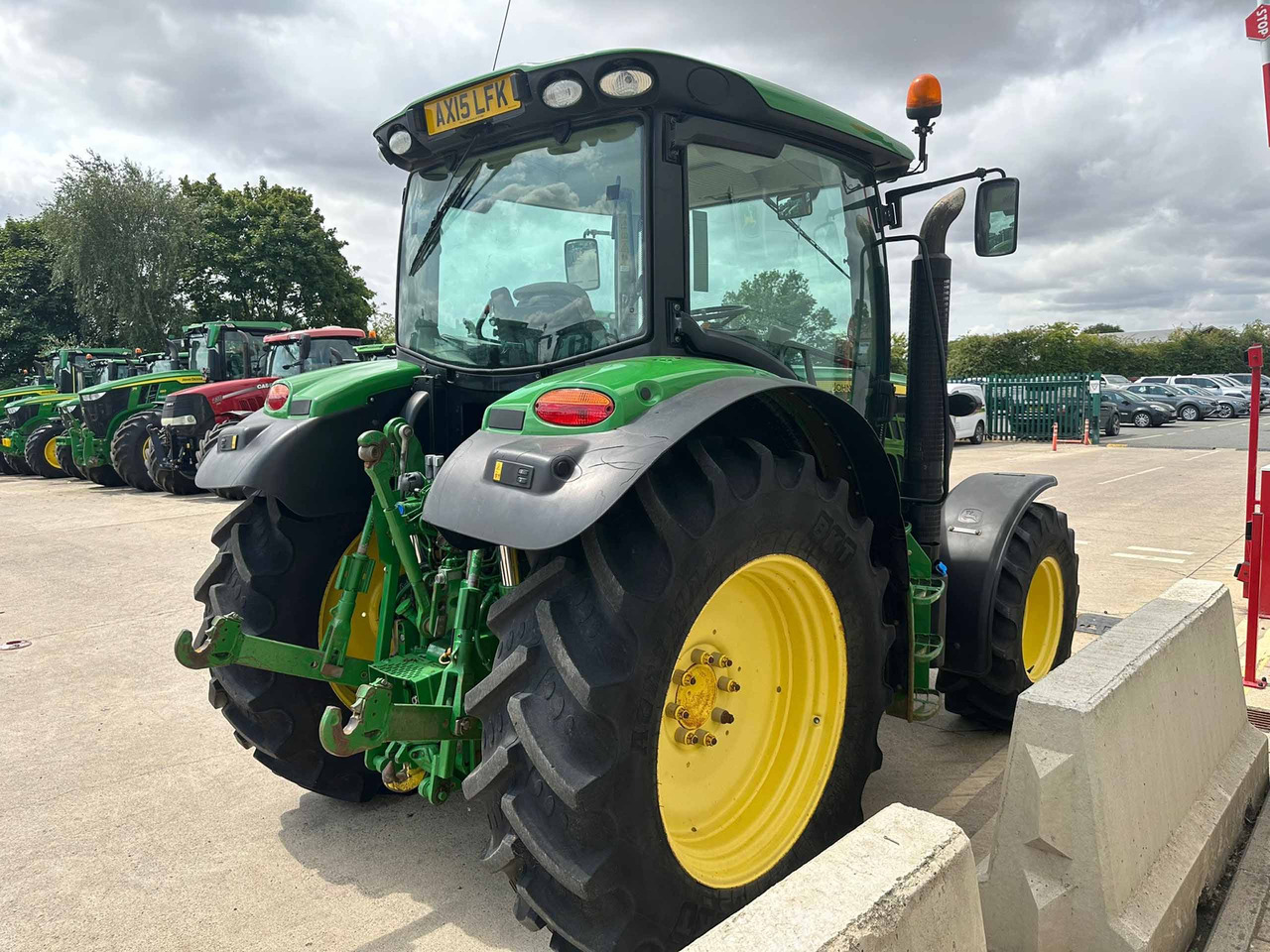 John Deere 6125R - Trattore: foto 2 John Deere 6125R - Trattore: foto 2
