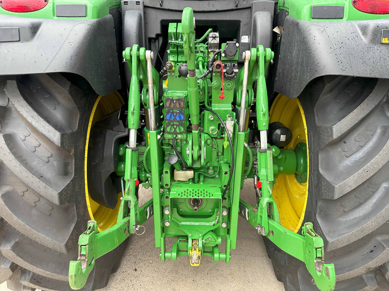 John Deere 6155R - Trattore: foto 4 John Deere 6155R - Trattore: foto 4