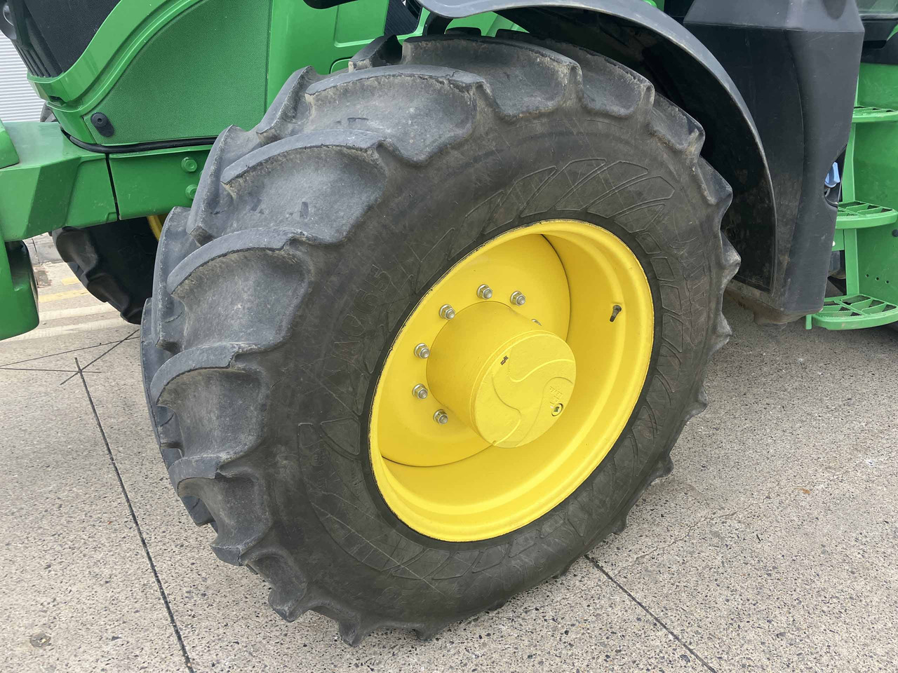 Trattore John Deere 6R 155: foto 10 Trattore John Deere 6R 155: foto 10