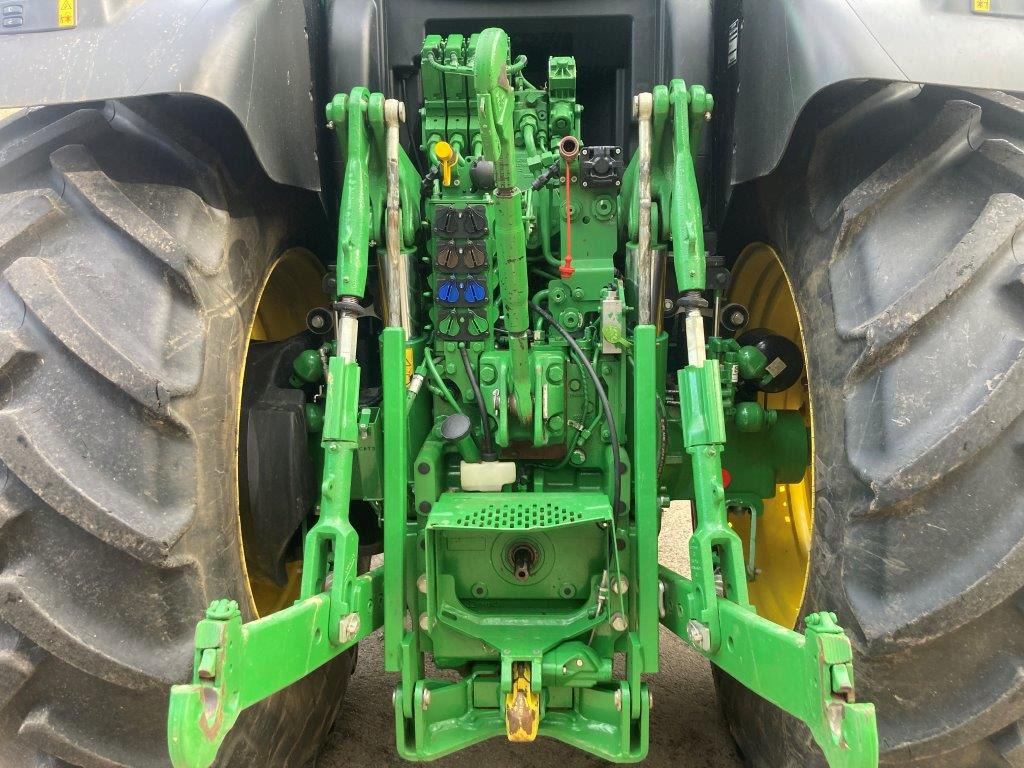 John Deere 6R 215 - Trattore: foto 5 John Deere 6R 215 - Trattore: foto 5