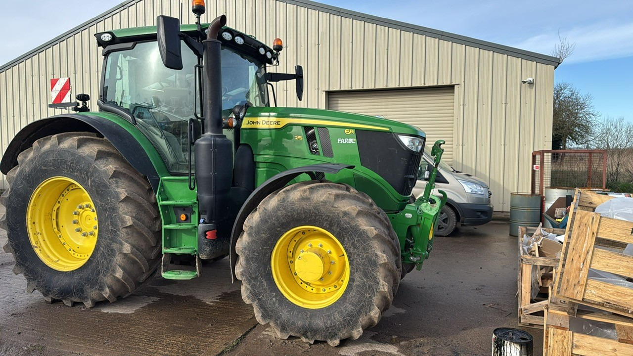 John Deere 6R 215 - Trattore: foto 2 John Deere 6R 215 - Trattore: foto 2