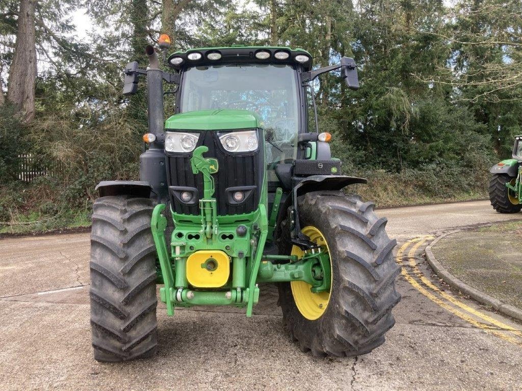 John Deere 6R 215 - Trattore: foto 2 John Deere 6R 215 - Trattore: foto 2