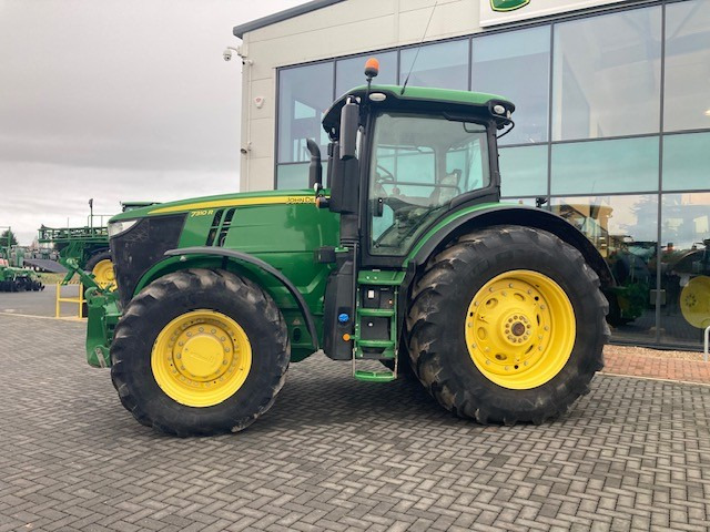John Deere 7310R - Trattore: foto 3 John Deere 7310R - Trattore: foto 3