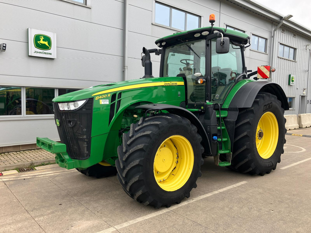 John Deere 8400R - Trattore: foto 1 John Deere 8400R - Trattore: foto 1
