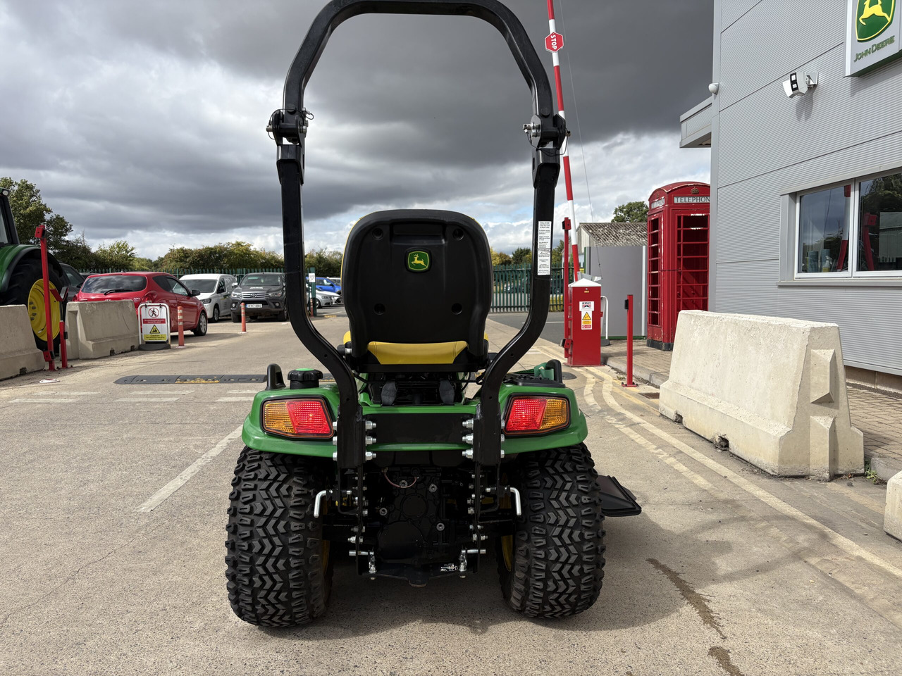 John Deere X948 Commercial Lawn Tractor - Tagliaerba: foto 4 John Deere X948 Commercial Lawn Tractor - Tagliaerba: foto 4