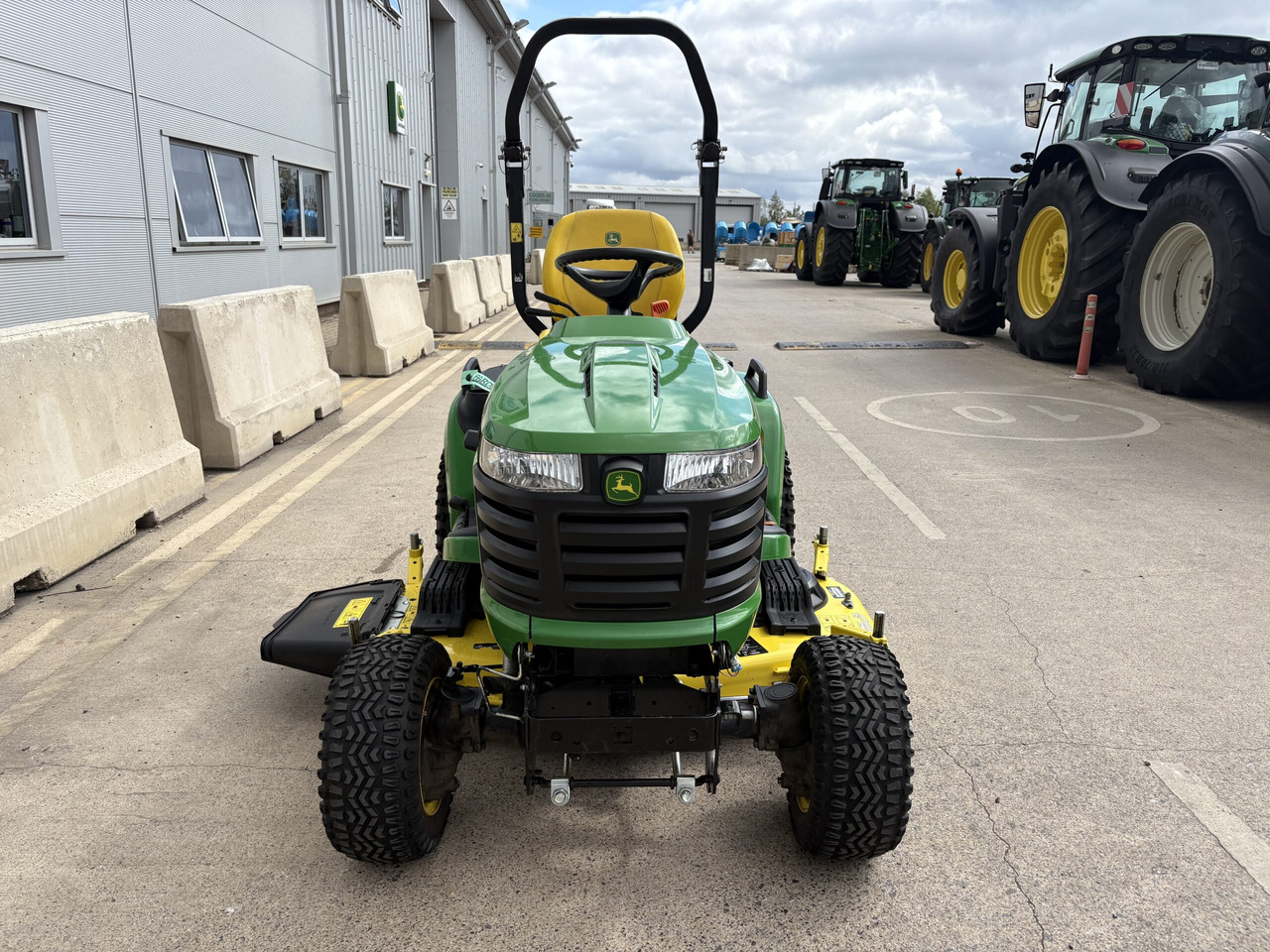 John Deere X948 Commercial Lawn Tractor - Tagliaerba: foto 2 John Deere X948 Commercial Lawn Tractor - Tagliaerba: foto 2