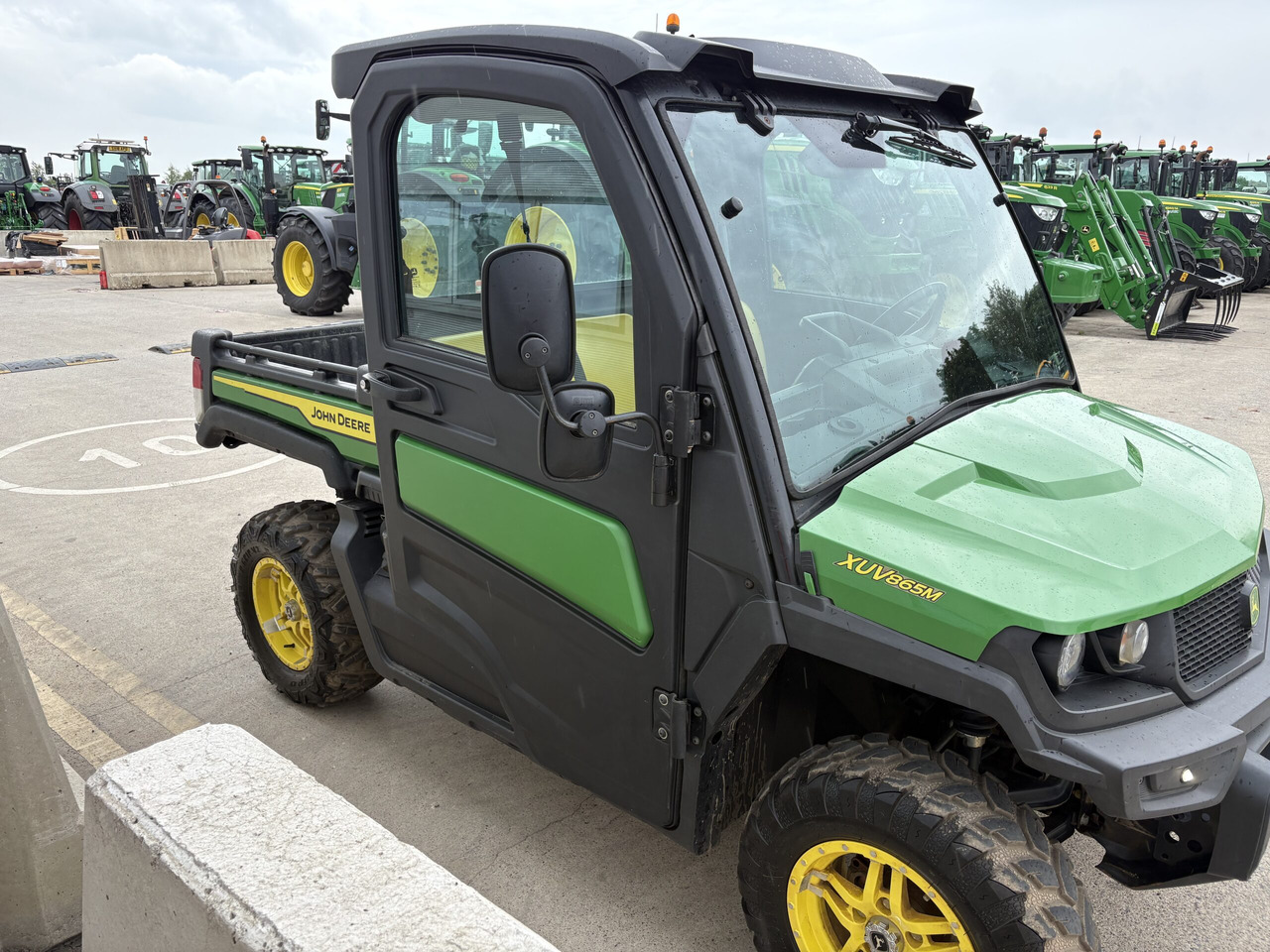 John Deere XUV865M Gator - Quad: foto 3 John Deere XUV865M Gator - Quad: foto 3