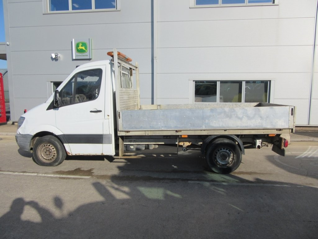 MERCEDES-BENZ SPRINTER 313 CDI FLAT BED - Furgone con cassone fisso, Veicolo speciale/ Comunale: foto 4 MERCEDES-BENZ SPRINTER 313 CDI FLAT BED - Furgone con cassone fisso, Veicolo speciale/ Comunale: foto 4