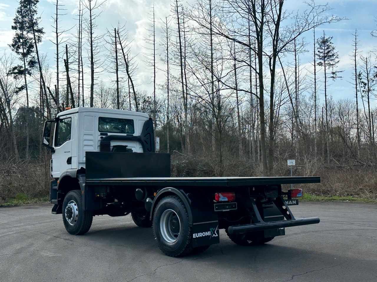 MAN TGM 18.320 4x4 Euro 6e Plato - Autocarro con pianale/ Cassone fisso: foto 4 MAN TGM 18.320 4x4 Euro 6e Plato - Autocarro con pianale/ Cassone fisso: foto 4