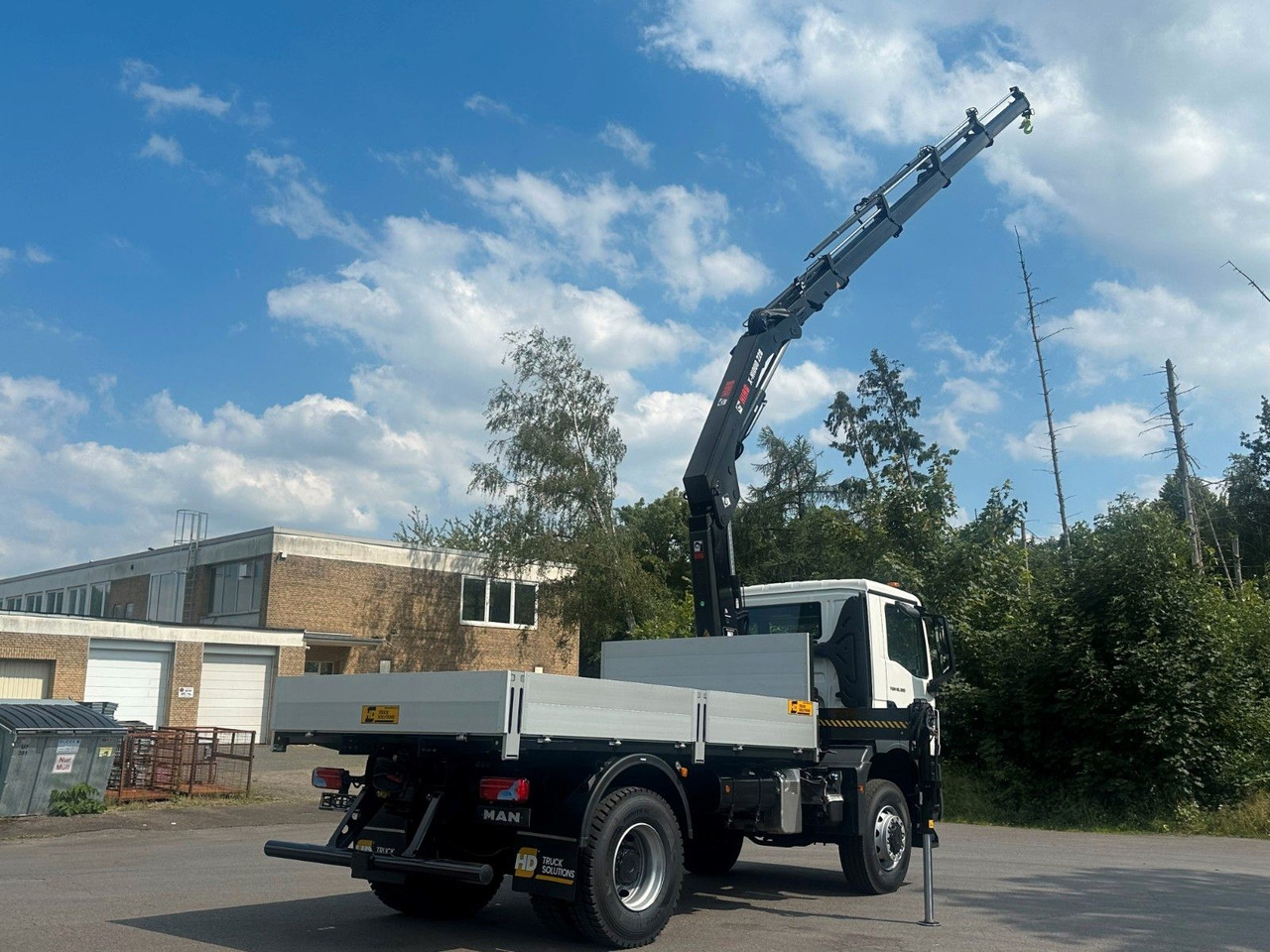 MAN TGM 18.320 4x4 Euro 6e Pritsche Hiab 228-4 Kran - Autocarro con pianale/ Cassone fisso, Camion con gru: foto 5 MAN TGM 18.320 4x4 Euro 6e Pritsche Hiab 228-4 Kran - Autocarro con pianale/ Cassone fisso, Camion con gru: foto 5