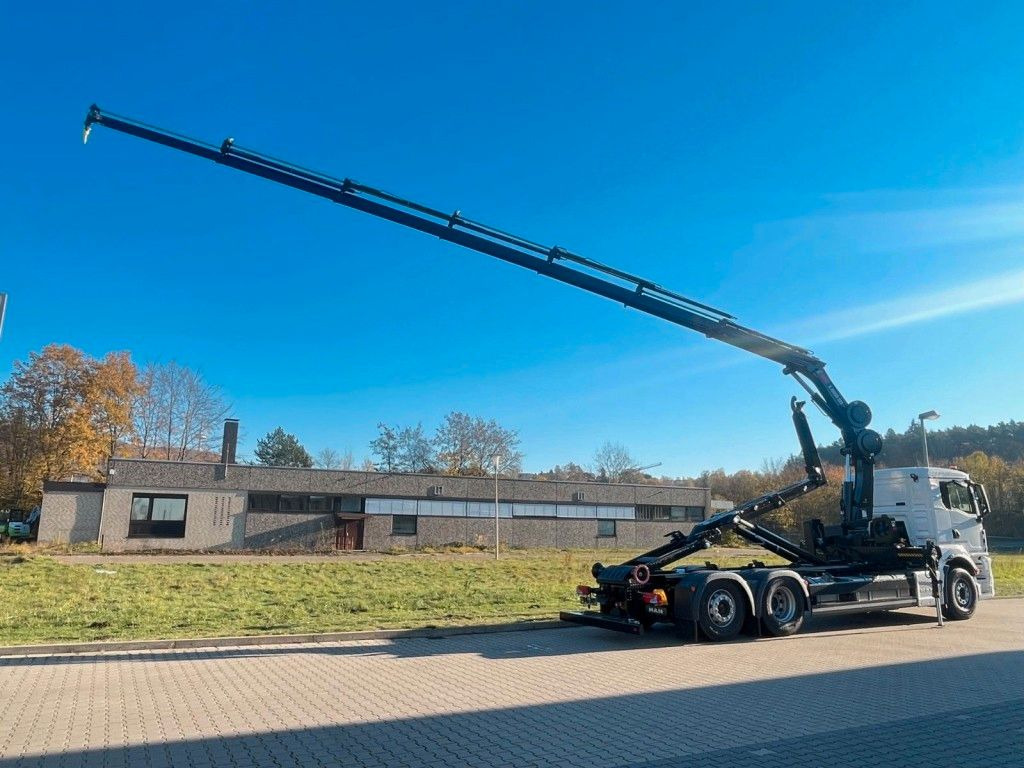 MAN TGS 26.470 6x2 Abrollkipper + Kran Hiab 228-6 - Autocarro scarrabile, Camion con gru: foto 5 MAN TGS 26.470 6x2 Abrollkipper + Kran Hiab 228-6 - Autocarro scarrabile, Camion con gru: foto 5