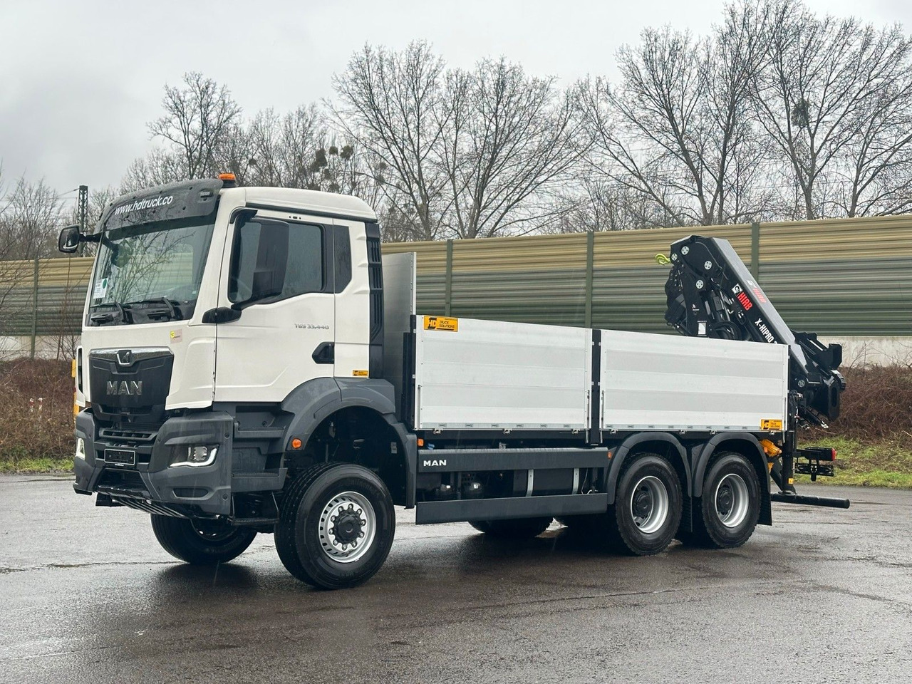 MAN TGS 33.440 6x6 Kran HIAB X-HiPro 302 E 6 - Autocarro con pianale/ Cassone fisso, Camion con gru: foto 3 MAN TGS 33.440 6x6 Kran HIAB X-HiPro 302 E 6 - Autocarro con pianale/ Cassone fisso, Camion con gru: foto 3