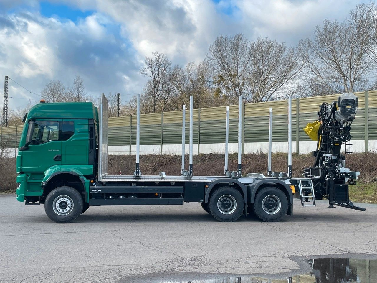 MAN TGS 33.510 6X4 BL Euro6e LogLift 165Z - Camion trasporto legname, Camion con gru: foto 4 MAN TGS 33.510 6X4 BL Euro6e LogLift 165Z - Camion trasporto legname, Camion con gru: foto 4