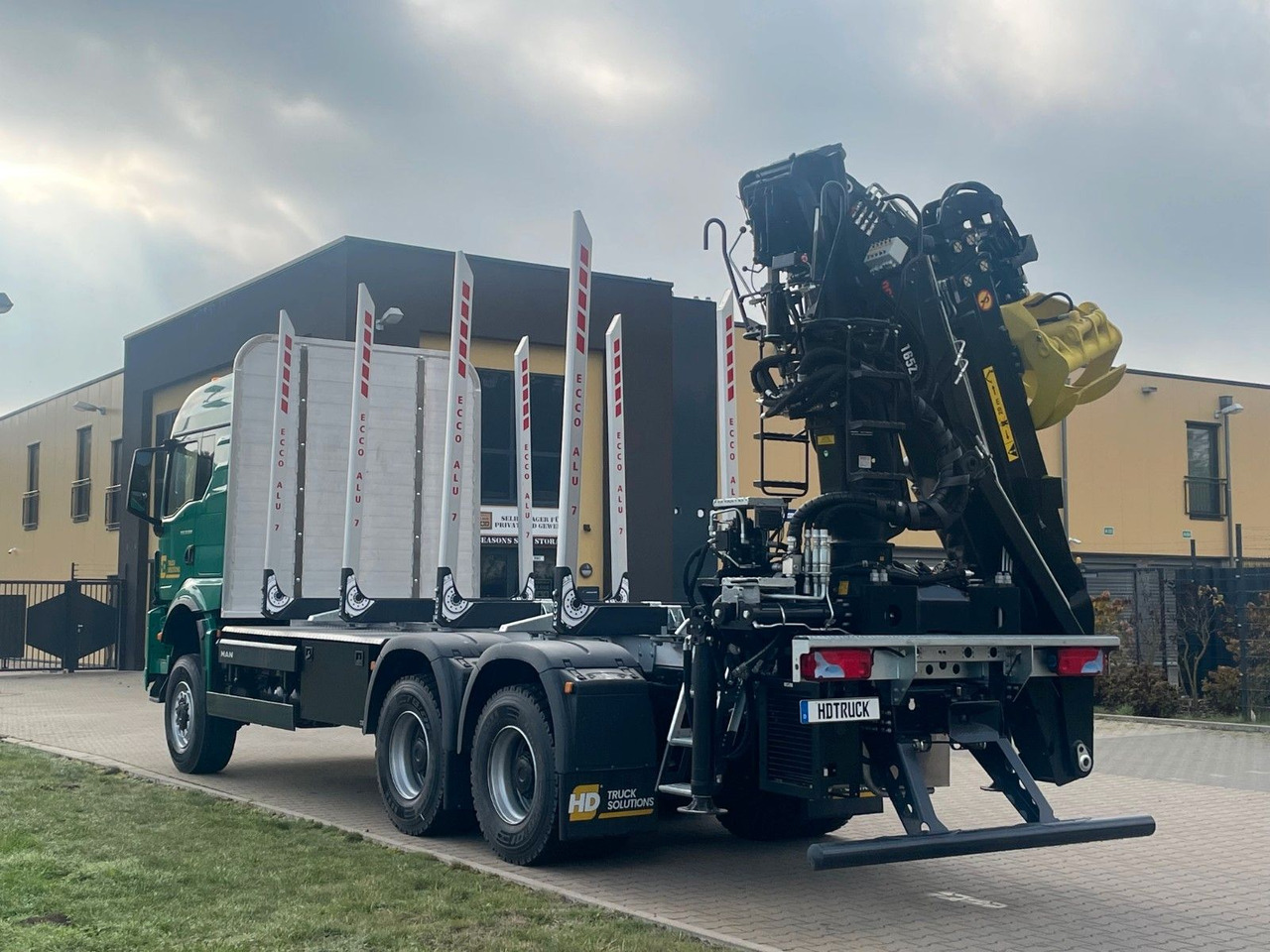 MAN TGS 33.520 6X6 Euro6e Loglift 165 Z Retarder - Camion trasporto legname, Camion con gru: foto 4 MAN TGS 33.520 6X6 Euro6e Loglift 165 Z Retarder - Camion trasporto legname, Camion con gru: foto 4