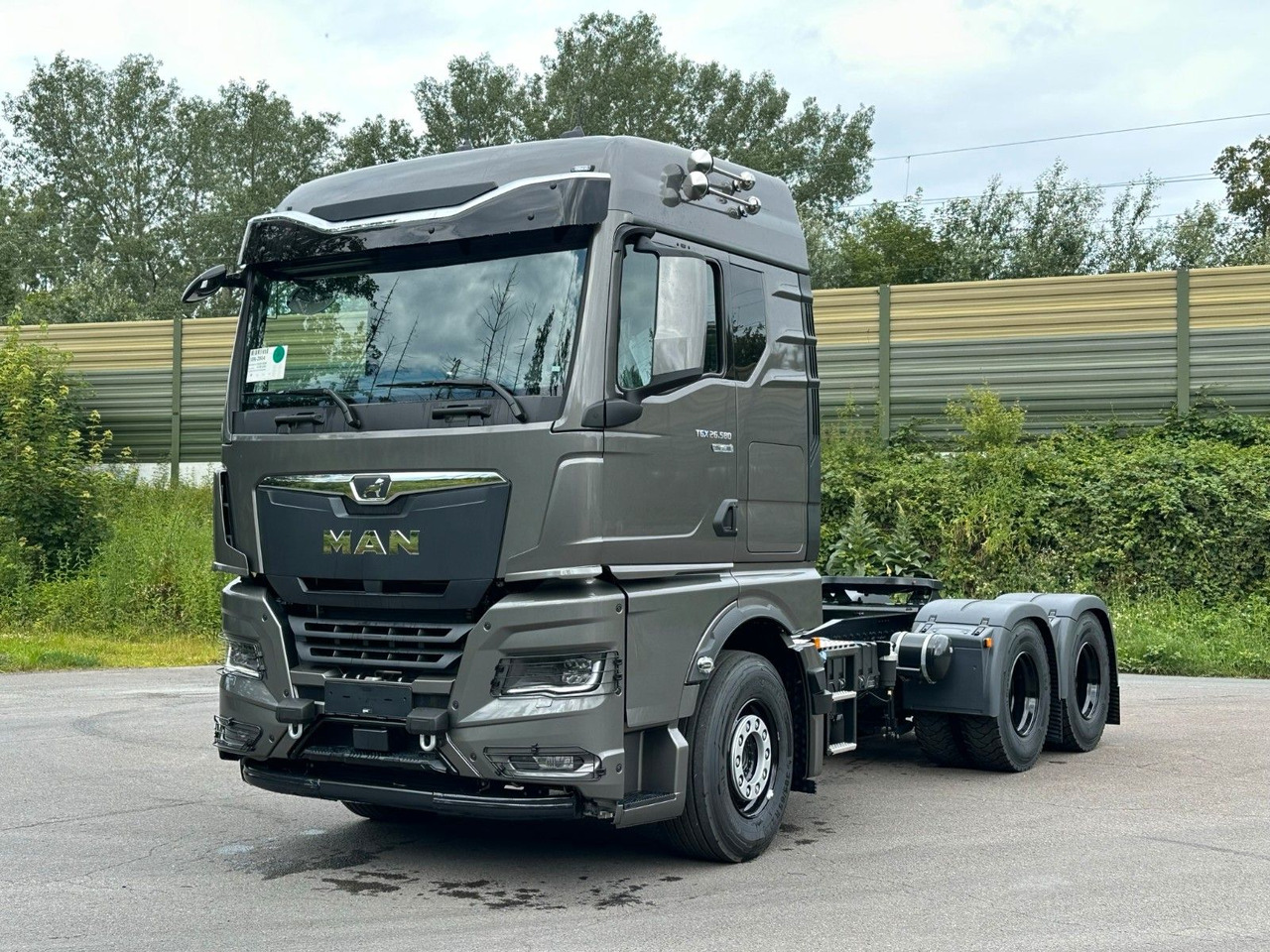 MAN TGX 26.580 6x4 Retarder - Trattore stradale: foto 1 MAN TGX 26.580 6x4 Retarder - Trattore stradale: foto 1