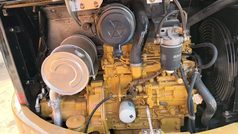 CAT 304 - Escavatore cingolato: foto 4 CAT 304 - Escavatore cingolato: foto 4