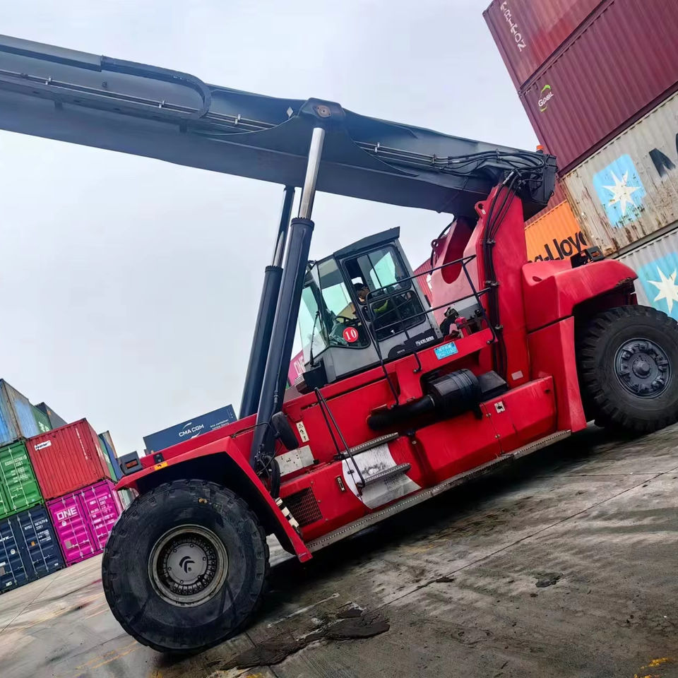 Kalmar DRF450 Sweden Kalmar Used 45 Ton Reach Stacker for Containers to Popularly Sell - Reach stacker: foto 1 Kalmar DRF450 Sweden Kalmar Used 45 Ton Reach Stacker for Containers to Popularly Sell - Reach stacker: foto 1