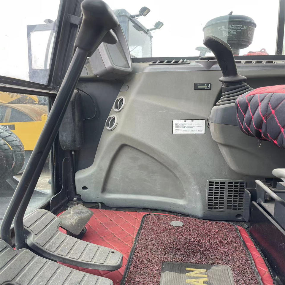Original Color Used Doosan Dx55 Mini Excavator Used 5 Ton 5.5ton Mini Doosan Excavator for Sale Used Doosan Dx55-9c - Miniescavatore: foto 4 Original Color Used Doosan Dx55 Mini Excavator Used 5 Ton 5.5ton Mini Doosan Excavator for Sale Used Doosan Dx55-9c - Miniescavatore: foto 4