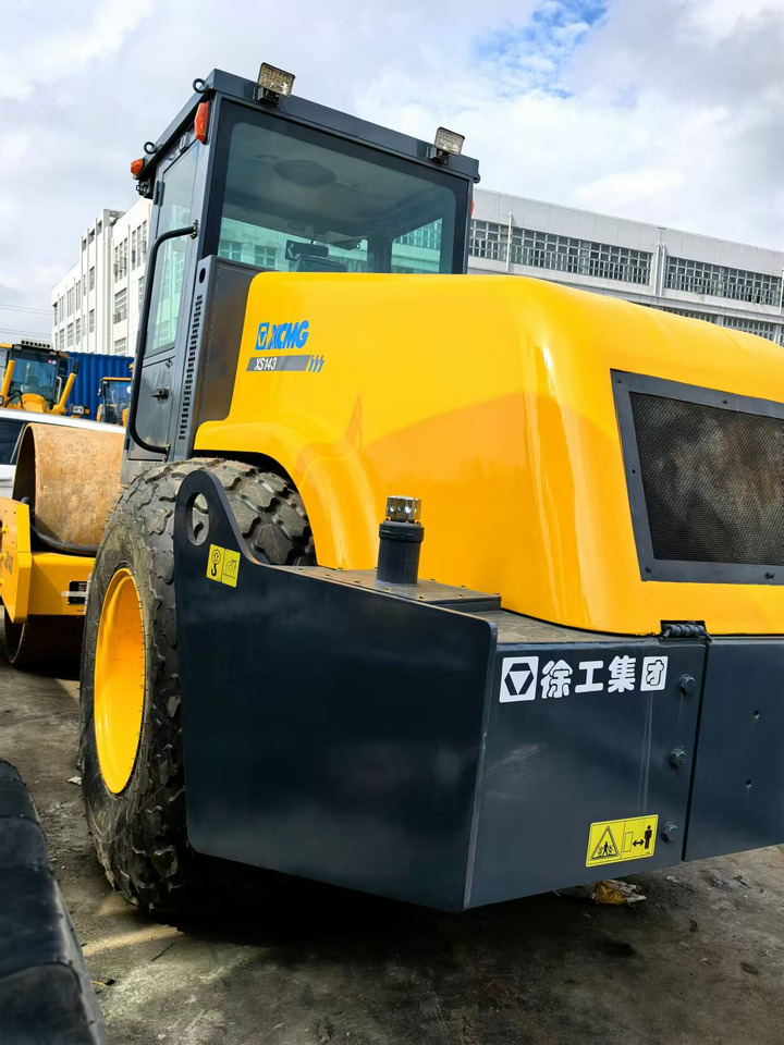 XCMG XS143 - Rullo compattatore/ Rullo compressore: foto 3 XCMG XS143 - Rullo compattatore/ Rullo compressore: foto 3