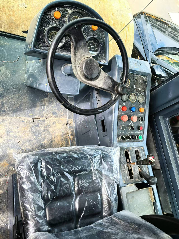 XCMG XS143 - Rullo compattatore/ Rullo compressore: foto 5 XCMG XS143 - Rullo compattatore/ Rullo compressore: foto 5