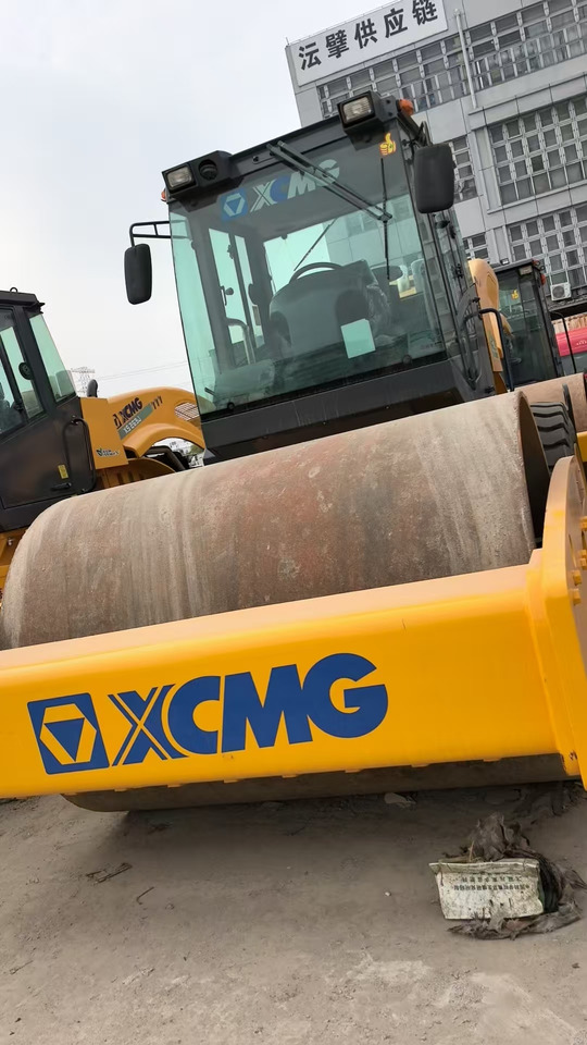 XCMG XS163J - Rullo compattatore/ Rullo compressore: foto 1 XCMG XS163J - Rullo compattatore/ Rullo compressore: foto 1