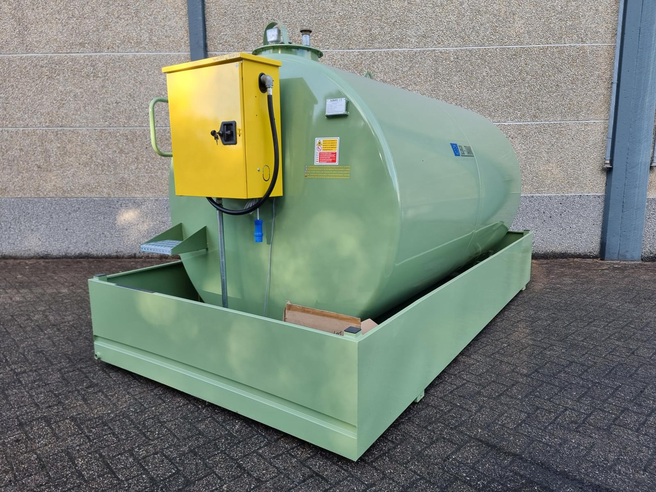 Serbatoio di stoccaggio Emiliano Serbatoi 9000 Liter Opslag Tank: foto 1