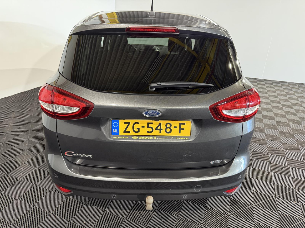 Ford C-Max 1.0 Titanium ZG-548-F 186.382 km - Autovettura: foto 4 Ford C-Max 1.0 Titanium ZG-548-F 186.382 km - Autovettura: foto 4