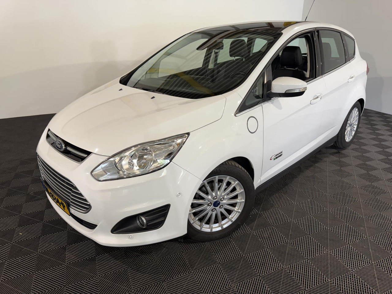 Autovettura Ford C-Max 2.0 Plug-in Hybrid Titanium Plus | HL-834-P: foto 1
