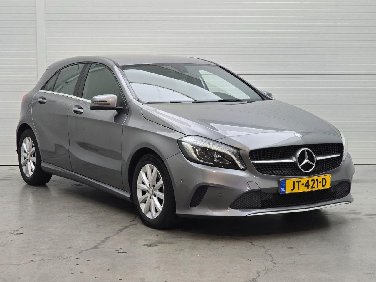 Mercedes-Benz A-klasse 180 d Lease Edition | 2016 | 231.875 km | Automaat | JT421D | NAP: Logisch - Hatchback: foto 2 Mercedes-Benz A-klasse 180 d Lease Edition | 2016 | 231.875 km | Automaat | JT421D | NAP: Logisch - Hatchback: foto 2
