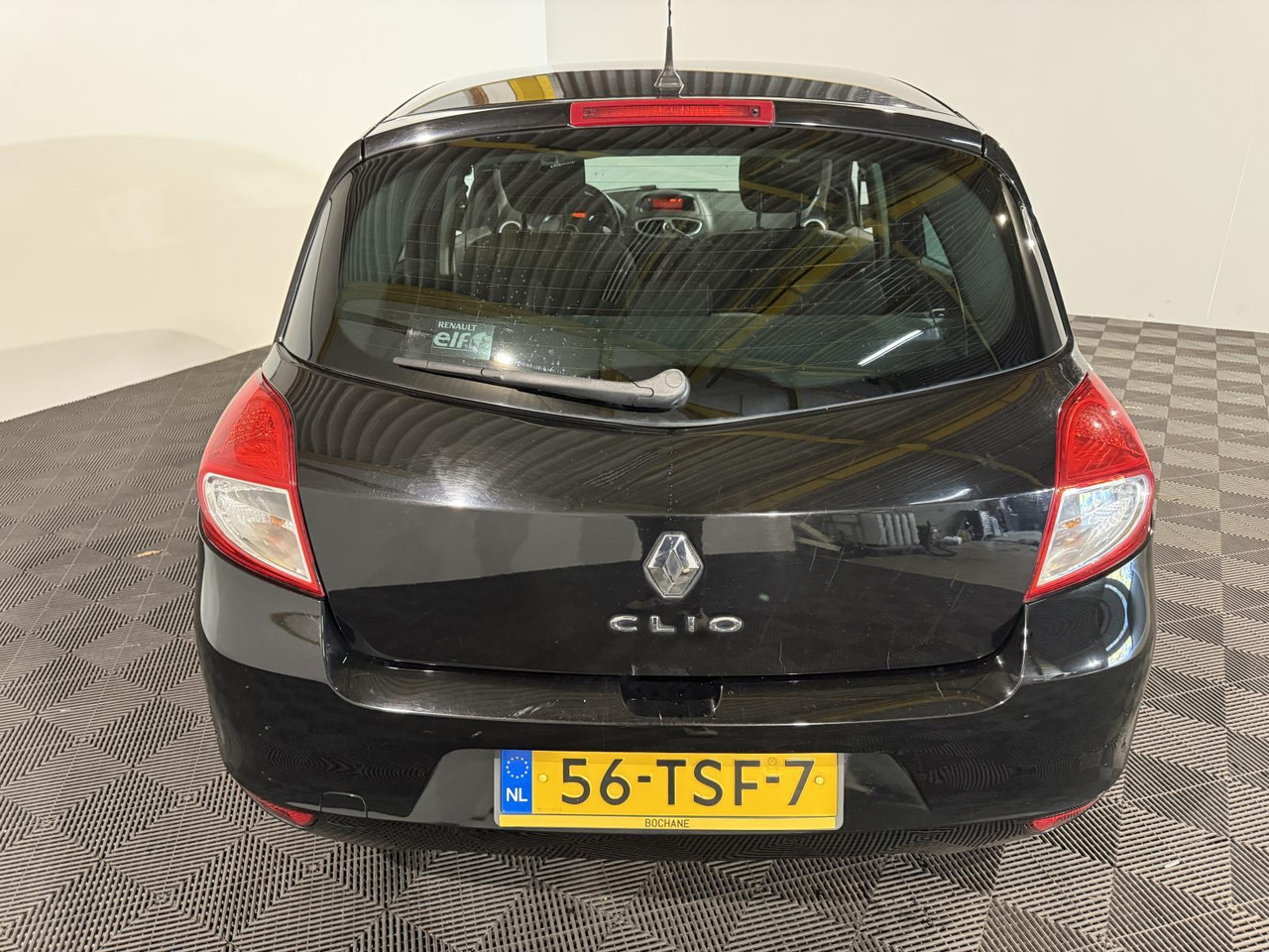Renault | Clio | 1.2 Authentique | 2012 | 216.427 km | 56TSF7 | Logisch - Hatchback: foto 4 Renault | Clio | 1.2 Authentique | 2012 | 216.427 km | 56TSF7 | Logisch - Hatchback: foto 4