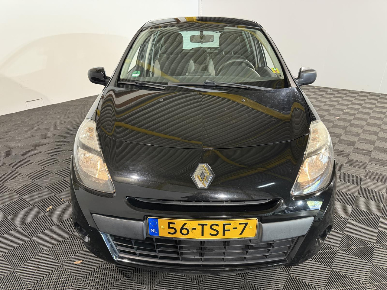 Renault | Clio | 1.2 Authentique | 2012 | 216.427 km | 56TSF7 | Logisch - Hatchback: foto 2 Renault | Clio | 1.2 Authentique | 2012 | 216.427 km | 56TSF7 | Logisch - Hatchback: foto 2
