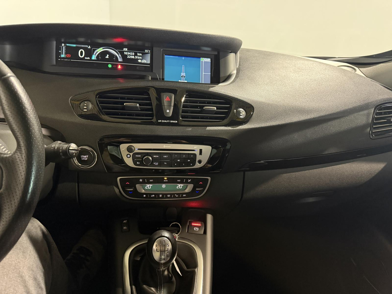 Renault | Scénic | 1.2 TCe Bose | 2013 | 103.433 km | 9KZR67 | Logisch - Autovettura: foto 5 Renault | Scénic | 1.2 TCe Bose | 2013 | 103.433 km | 9KZR67 | Logisch - Autovettura: foto 5