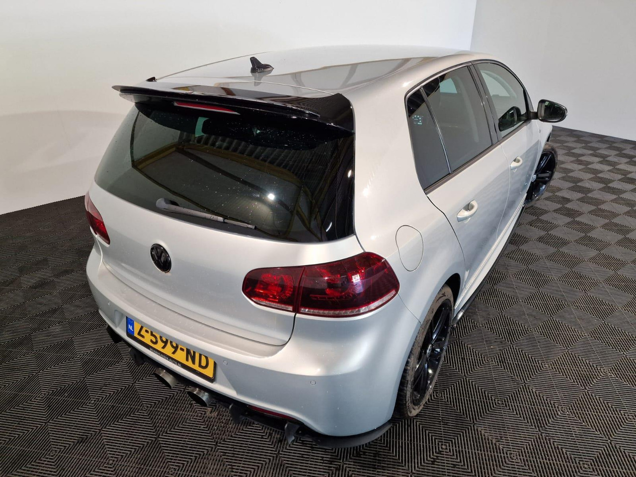 Volkswagen Golf 1.4TSI Highline R-Uitgevoerd Z-599-ND 160.958 km - Autovettura: foto 4 Volkswagen Golf 1.4TSI Highline R-Uitgevoerd Z-599-ND 160.958 km - Autovettura: foto 4