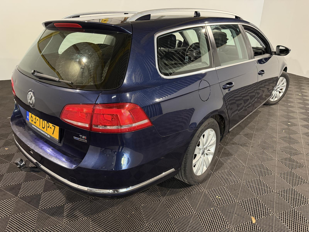 Volkswagen | Passat Variant | 1.4 TSI Comfortline BlueMotion | 2012 | 223.524 km | 63TDP7 | Logisch - Autovettura: foto 4 Volkswagen | Passat Variant | 1.4 TSI Comfortline BlueMotion | 2012 | 223.524 km | 63TDP7 | Logisch - Autovettura: foto 4