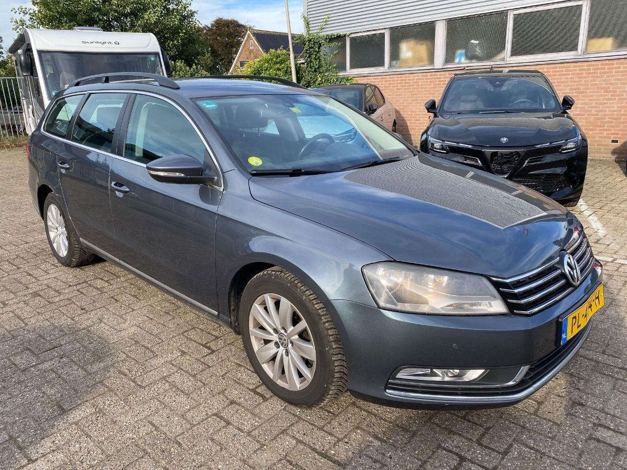 Volkswagen Passat Variant 2.0 TDI Highline BlueMotion | 2012 | 265.279 km | PL474H | NAP: Geen oordeel - Autovettura: foto 2 Volkswagen Passat Variant 2.0 TDI Highline BlueMotion | 2012 | 265.279 km | PL474H | NAP: Geen oordeel - Autovettura: foto 2