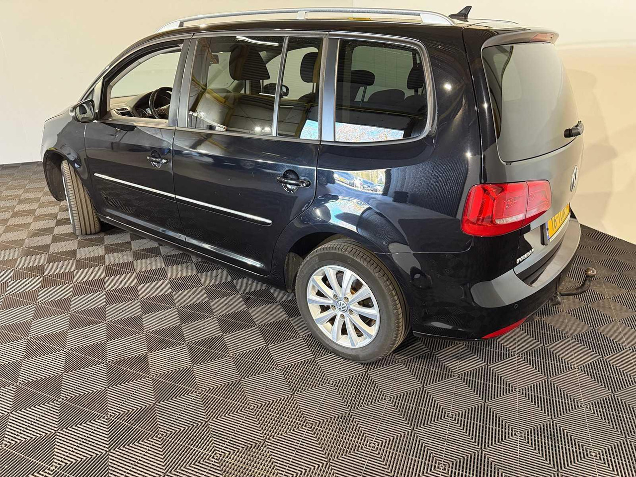 Volkswagen Touran 1.2 TSI Highline BlueMotion 16-TDR-1 249.487 km - Autovettura: foto 3 Volkswagen Touran 1.2 TSI Highline BlueMotion 16-TDR-1 249.487 km - Autovettura: foto 3
