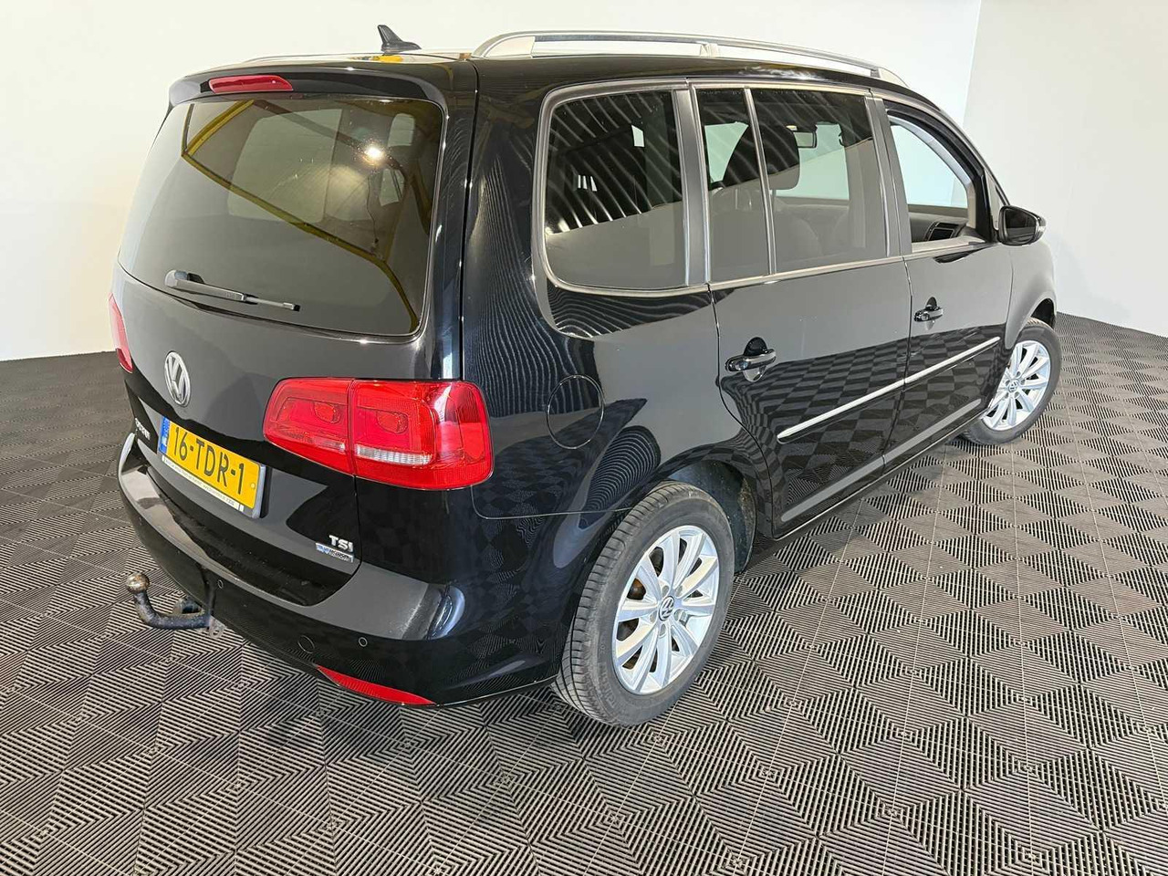 Autovettura Volkswagen Touran 1.2 TSI Highline BlueMotion 16-TDR-1 249.487 km: foto 6