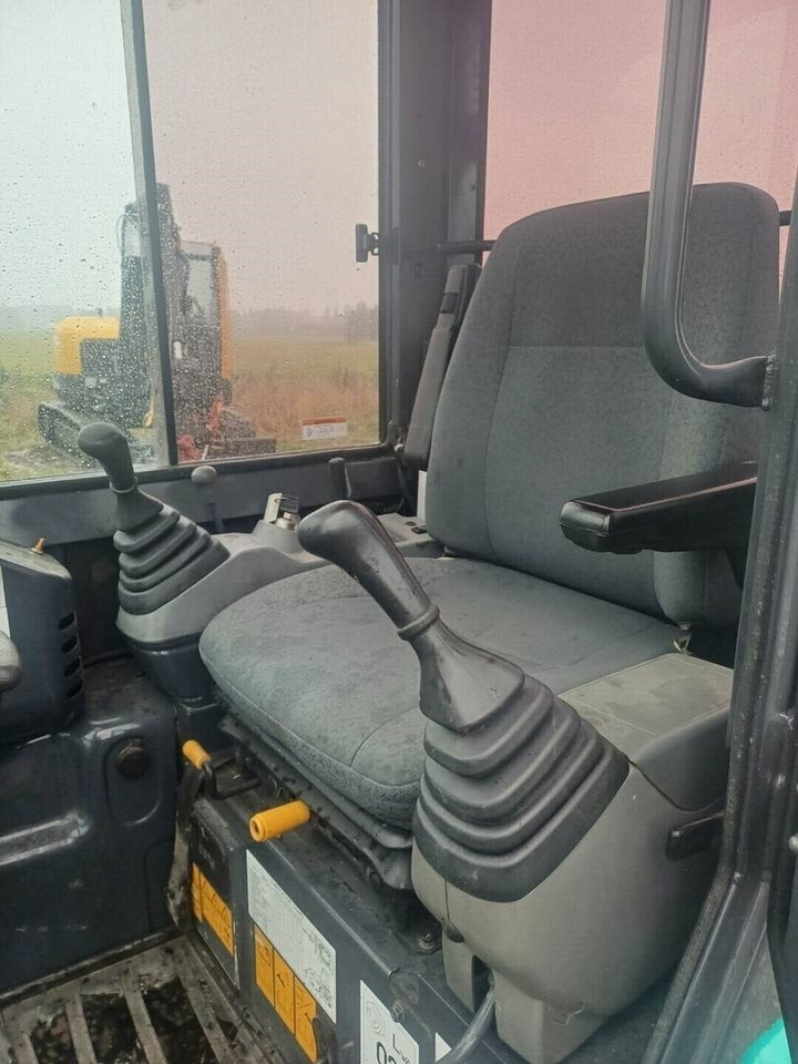 Miniescavatore Kobelco SK17SR-3 Kallistajalla: foto 10