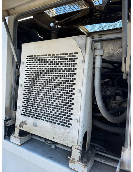 Schwing SP750 - Pompa carrellata per calcestruzzo: foto 4 Schwing SP750 - Pompa carrellata per calcestruzzo: foto 4